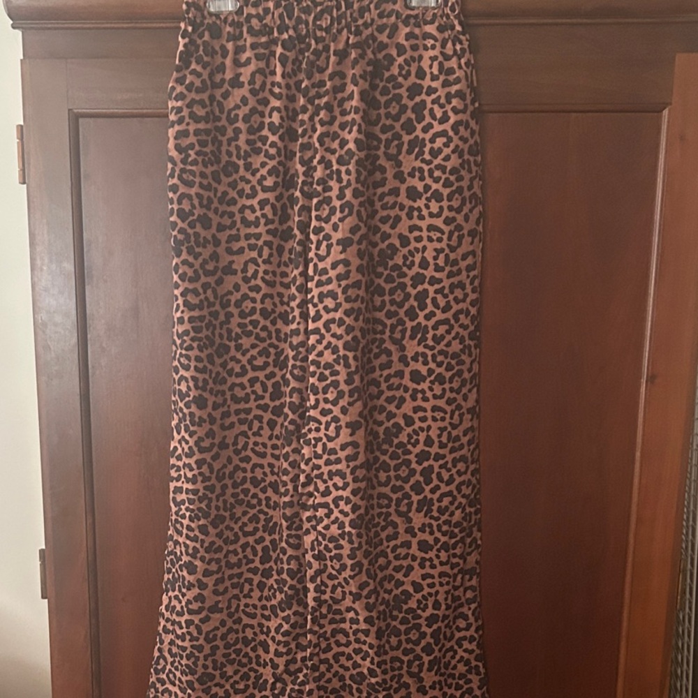 Silky Leopard Print Women's pant